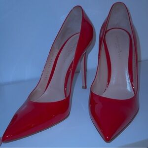 Gianvito Rossi 105 Pumps Red Patent Leather Pointed Poe Heels